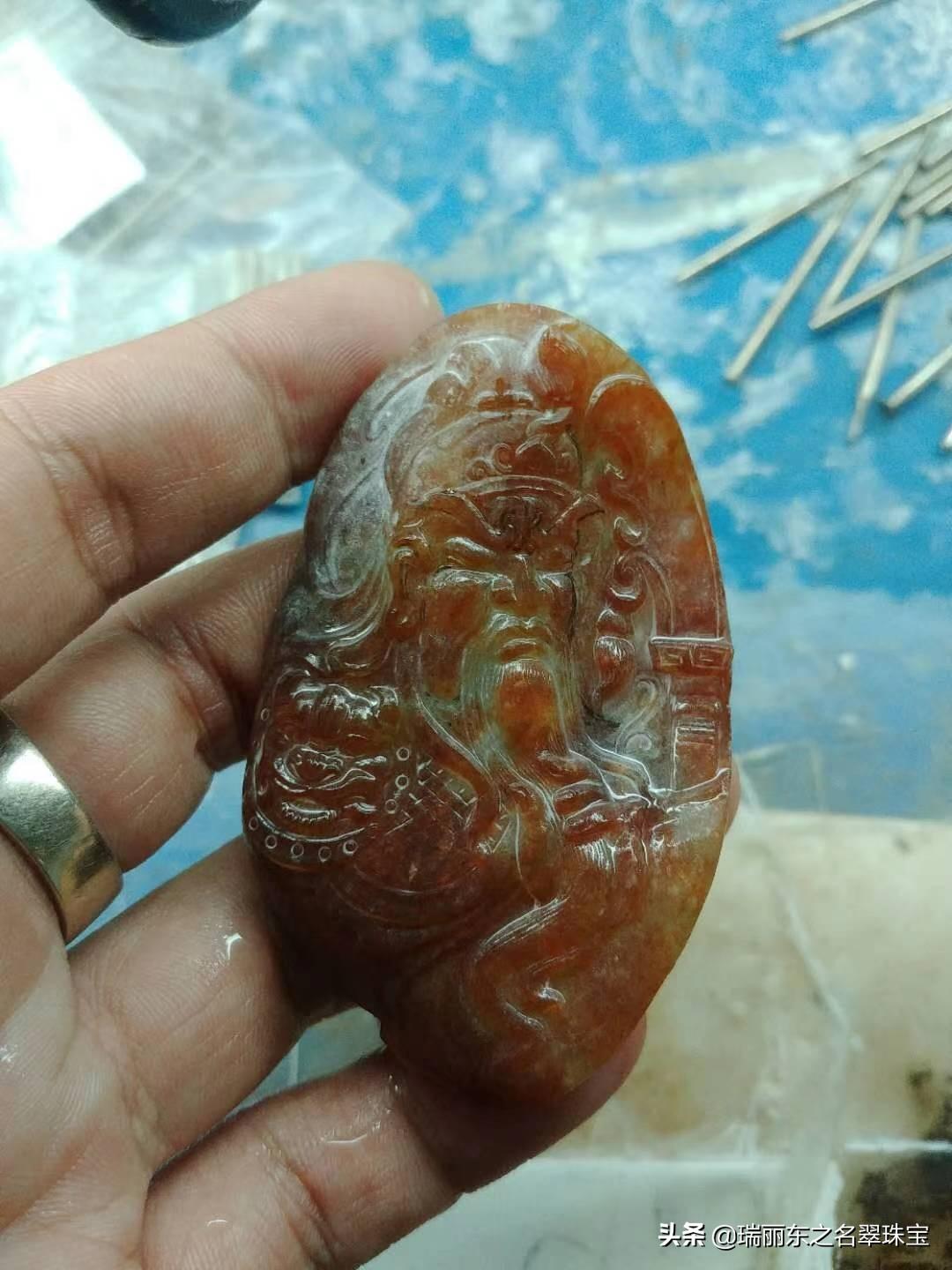 翡翠雕刻刀是什么材质的_翡翠雕刻刀用什么工具_翡翠用什么刀雕刻