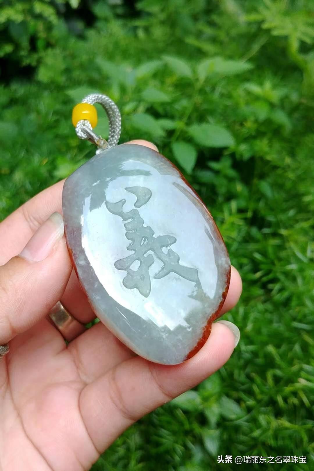 翡翠雕刻刀用什么工具_翡翠用什么刀雕刻_翡翠雕刻刀是什么材质的