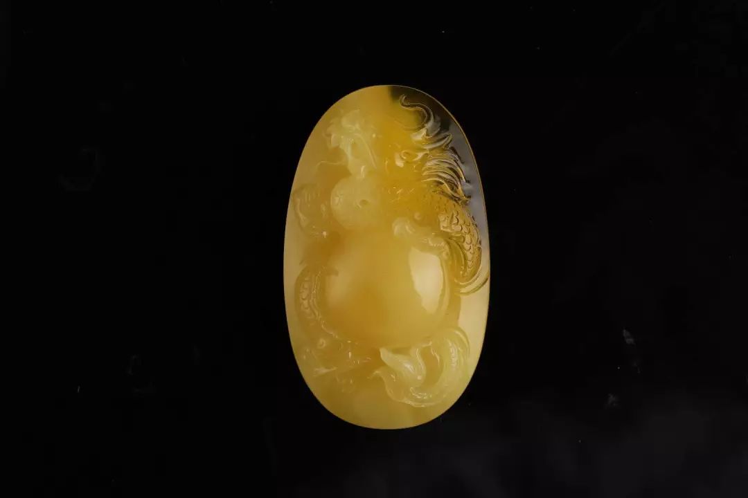 蜜蜡功效和作用有_蜜蜡的功效_蜜蜡作用与功效